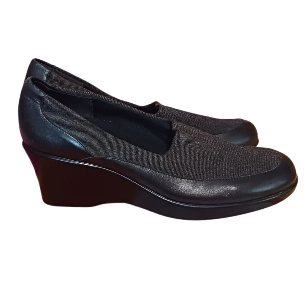 Munro American Kayla Slip On  Black Slip-On Shoes  Brown 7.5
